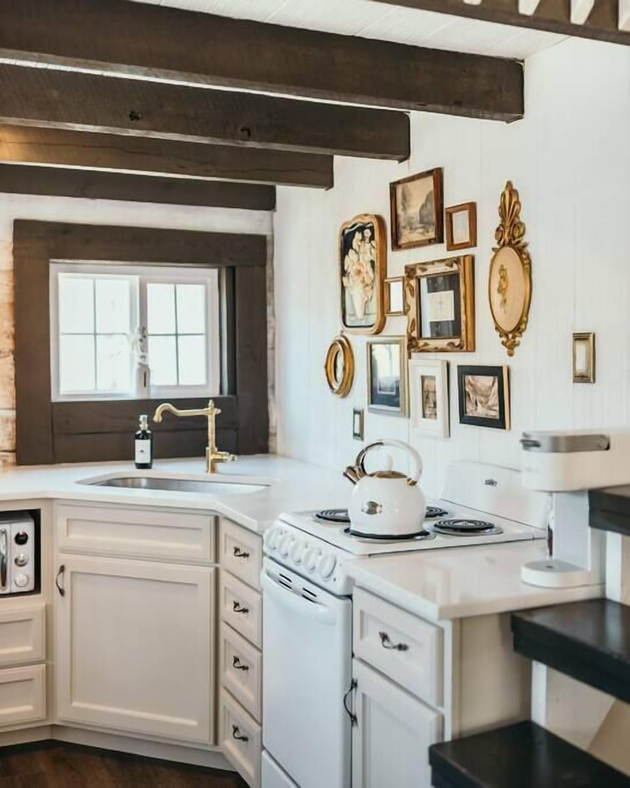 雪櫃、微波爐、焗爐、爐具