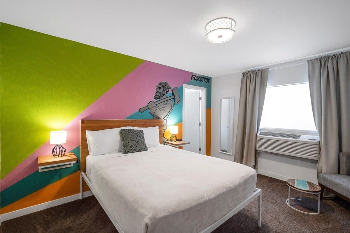 Kenton Hotel Eclectic Suite