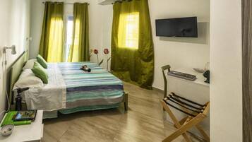 4 Schlafzimmer, Schreibtisch, kostenloses WLAN