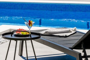 Outdoor pool - Brand Modern Villa Maris with pool and hot tub (Mlini)