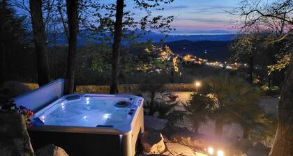 Villa "Il Diaccio" with a panoramic view of the Tuscan Maremma