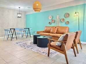 Interior - Charming Norcross Townhouse! Quiet & Convenient Stay (Norcross)