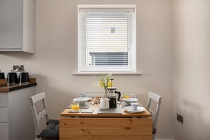 Cottage | Interior - Apartment 3 (Holyhead)