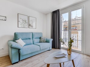 Huoneisto (limehome Haro | 1-Bedroom Apartment w) | Oleskelualue | Älytelevisio