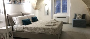 Relaxing and romantic SCIROCCO apartment 