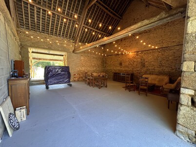 Charming house 14 pers - private pool & barn