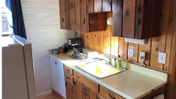 Frigorífic, microones, forn i placa de cuina