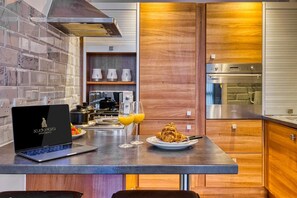 Microonde, forno, tostapane, pentole/stoviglie/utensili