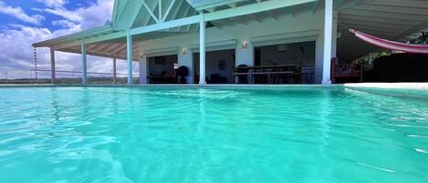Piscine extérieure
