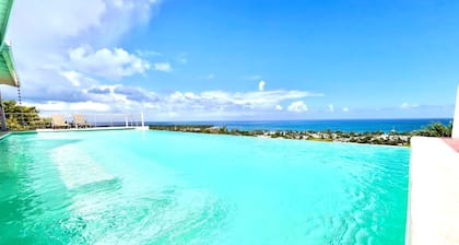 Magnificent villa with incredible sea view