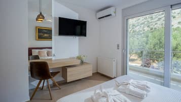 3 slaapkamers, een bureau, een strijkplank/strijkijzer, gratis wifi