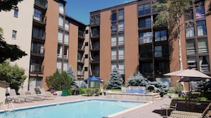 Condo, Plusieurs lits (#310 Vail International) | Piscine | Piscine extérieure, piscine chauffée