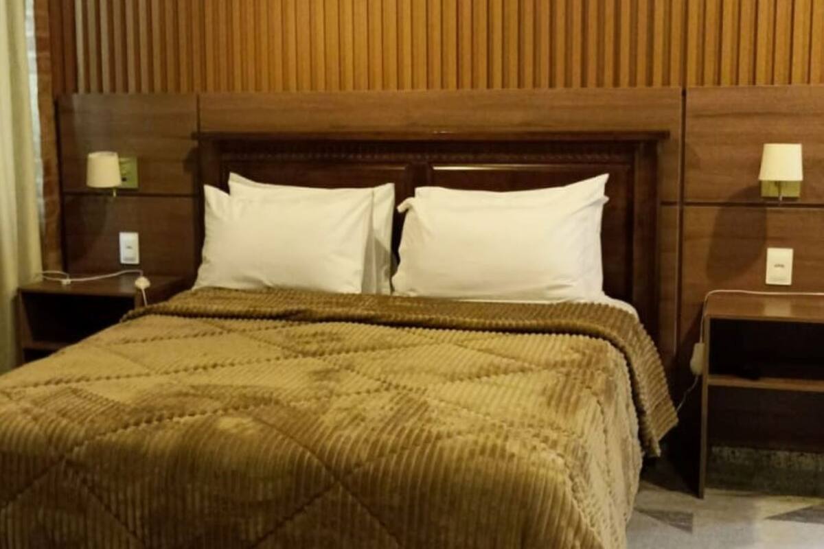 1 chambre, literie hypoallergénique, lit avec matelas à plateau-coussin
