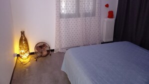 1 غرفة نوم وسرير سفر وواي فاي