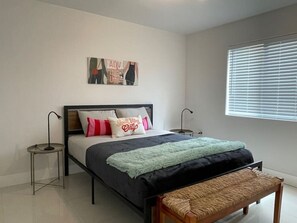 2 Schlafzimmer, Bügeleisen/Bügelbrett, kostenloses WLAN, Bettwäsche