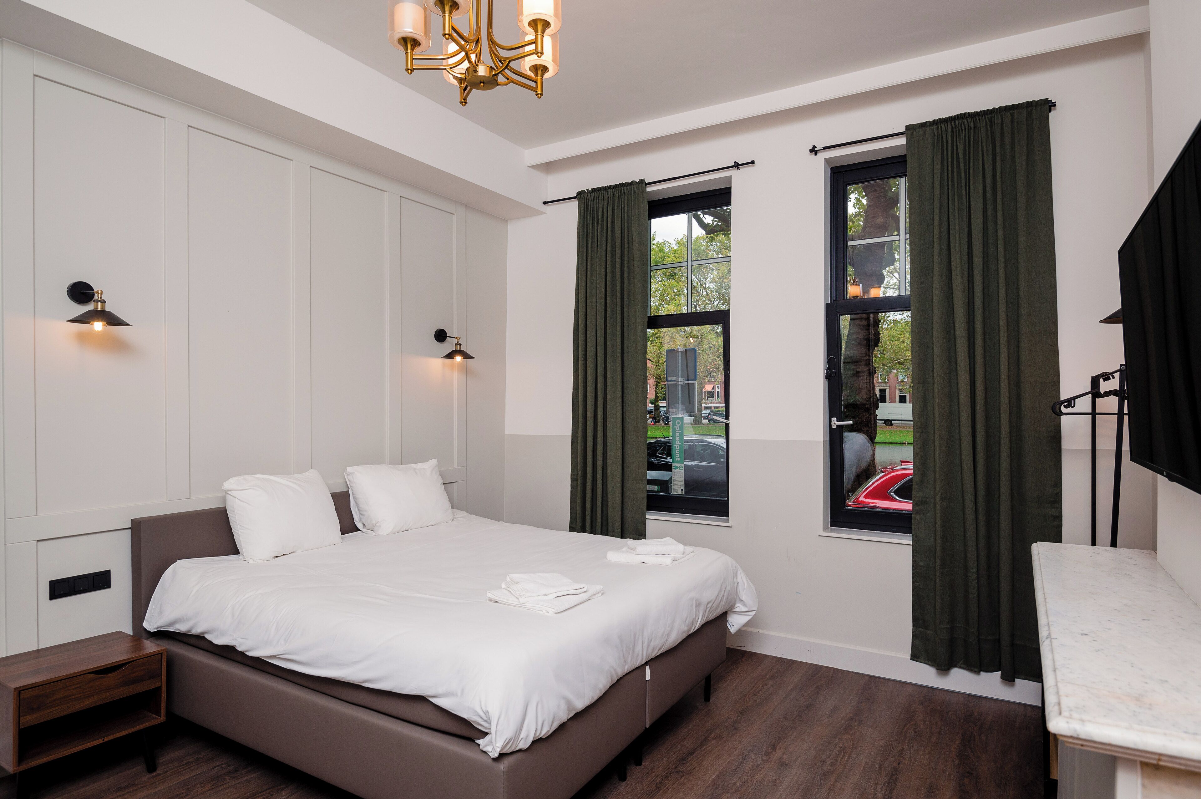 standard room | 1 bedroom, hypo-allergenic bedding, desk, laptop workspace