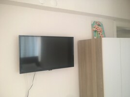 免费 WiFi、床单