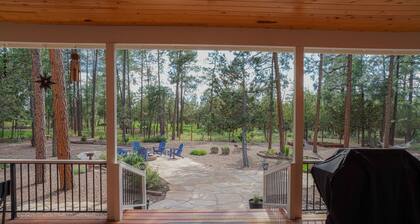AMAZING 4300 SQ FEET RETREAT ON 4.5 ACRES WITH AC!! SLEEPS 16 PETS WELCOME!