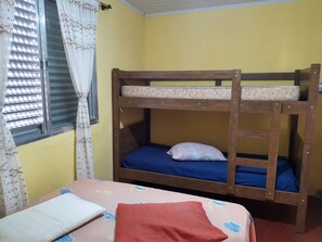 1 bedroom, free WiFi, bed sheets - House on Juréia Beach - Iguape - For Rent - Beach and Fishing (Iguape)