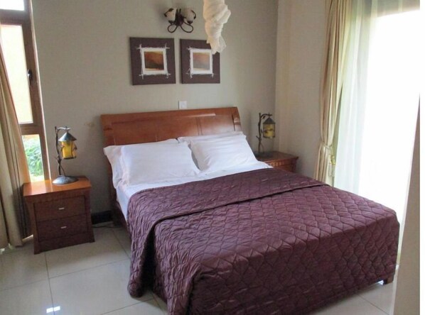 3 bedrooms, WiFi - Highlands Apartments 3 BR Suite 014 (Kigali)