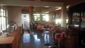 Bar (en el alojamiento)