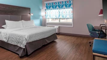 Iron/ironing board, free WiFi, bed sheets