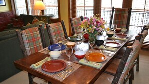 Dining - Teton Club 3 Bedroom in Luxury Ski in Ski out Resort! (Teton Village)