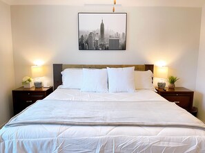 3 habitaciones, escritorio, tabla de planchar con plancha y wifi gratis