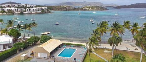 Alberca al aire libre