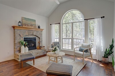 Lake Fork Premium Waterfront Retreat  - Fishing Boating Kayak Boat Dock/Slip