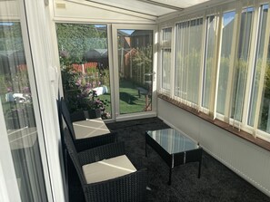 Interior - *Stylish*Upmarket 3 bed house 9 minutes to Sheffield centre (Sheffield)