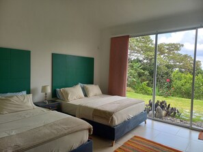 1 habitación, escritorio, wifi gratis y ropa de cama 
