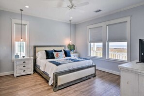 5 bedrooms, iron/ironing board, travel cot, free WiFi