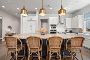 Fridge, microwave, oven, stovetop - Waterhouse at LBJ Residence III, 6 King Bedrooms, Pool/Spa, Boat/PWC Lift, Slide (Kingsland)