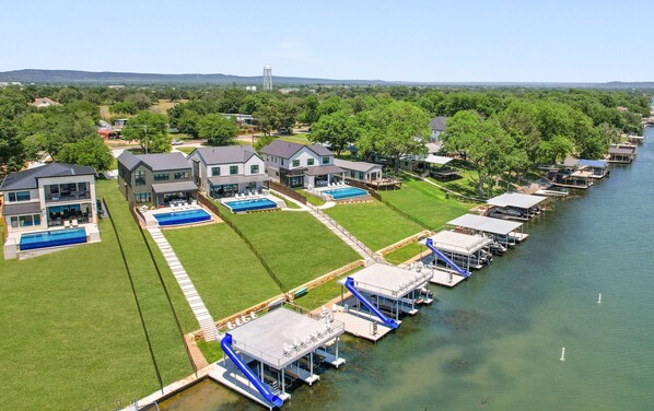 Exterior - Waterhouse at LBJ Residence III, 6 King Bedrooms, Pool/Spa, Boat/PWC Lift, Slide (Kingsland)