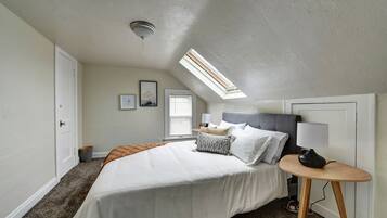 1 bedroom, desk, iron/ironing board, free WiFi