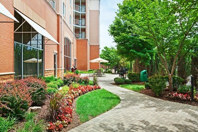 Suite in Downtown Chattanooga | Hot Tub Access