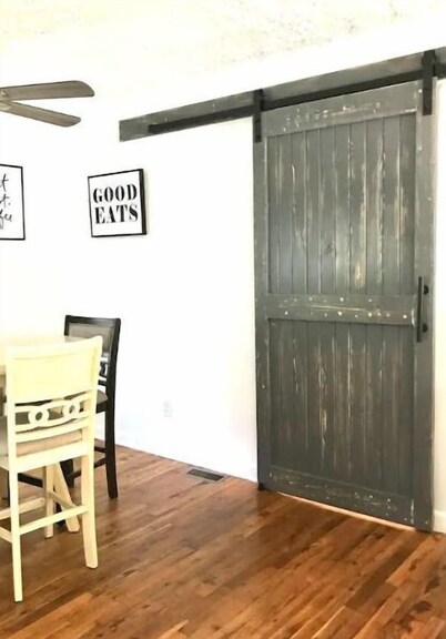 Stunning Getaway Close to Downtown Atlanta and ATL Airport 