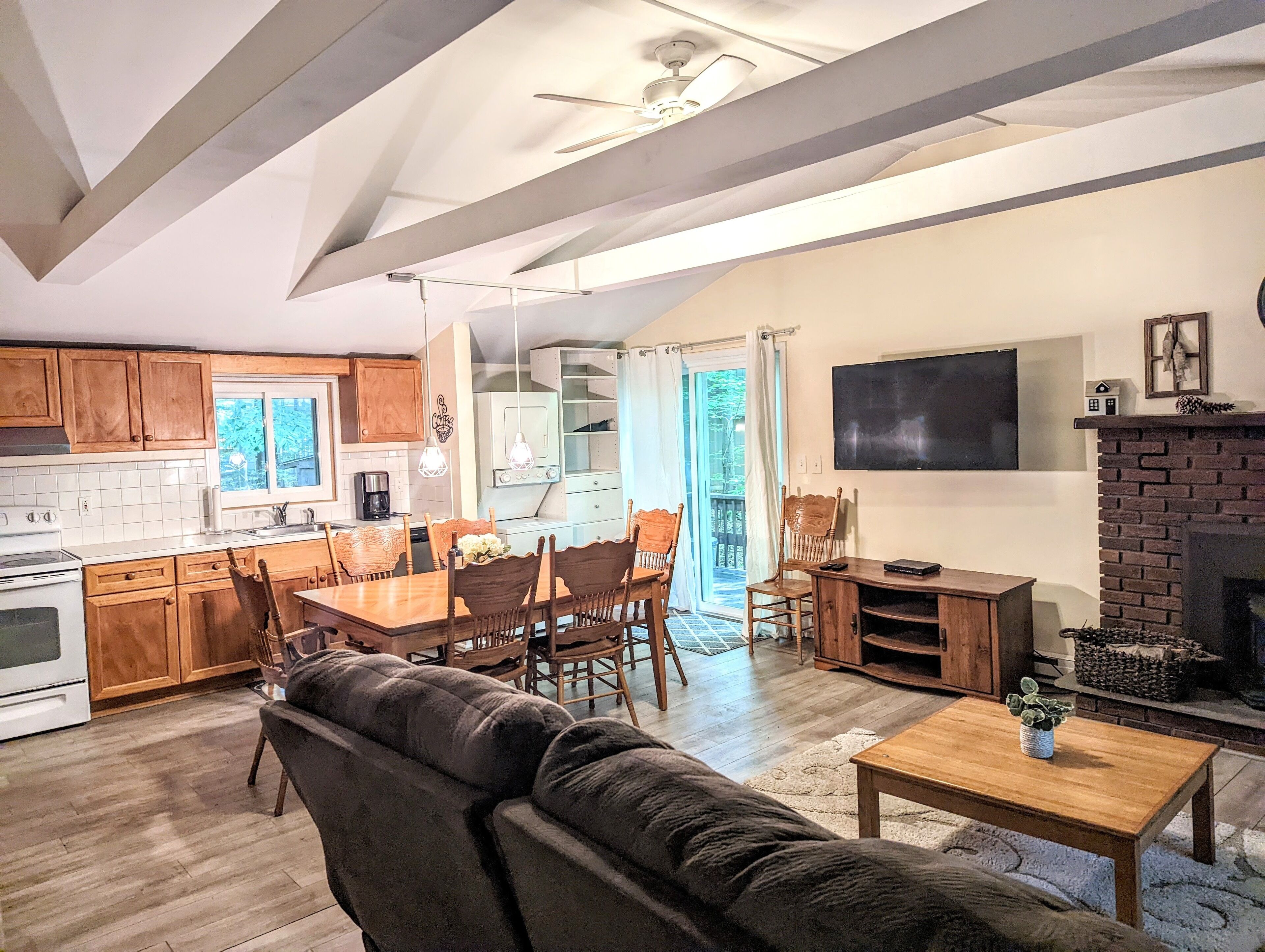 Cozy Mountain Retreat in Arrowhead Lake, Gold Star Community
