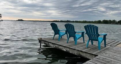 Magnificent Lakefront Modern Cottage