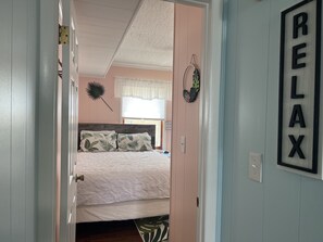 1 bedroom, iron/ironing board, free WiFi