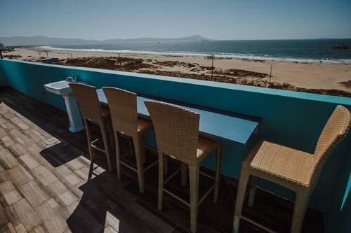 Trojan House Blue Suite