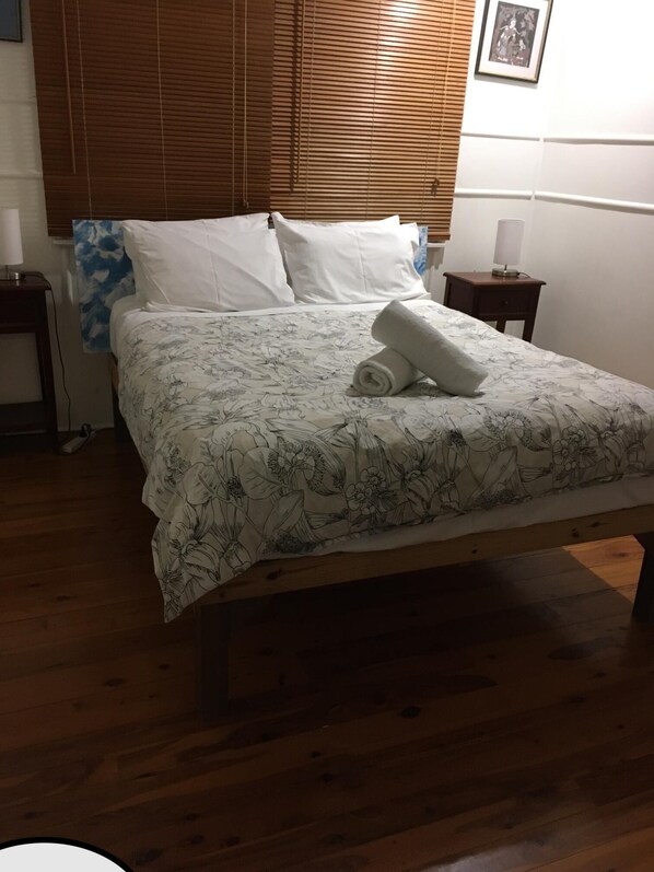 2 bedrooms, desk, iron/ironing board, free WiFi
