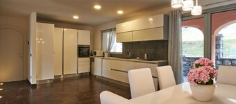 Stunning private villa for 7 guests with A/C, WIFI and terrace