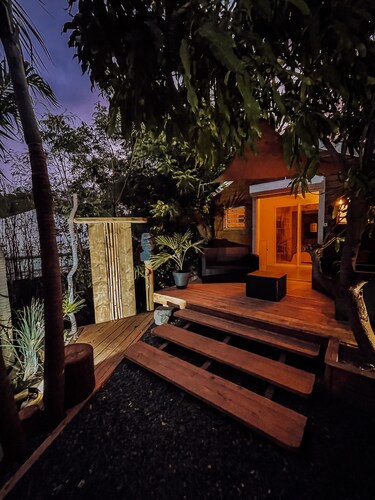 Mango Cottage Orient Bay, Charming and Authentic