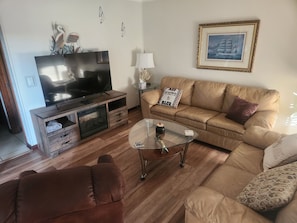 TV - Retreat by the Sea (Myrtle Beach)