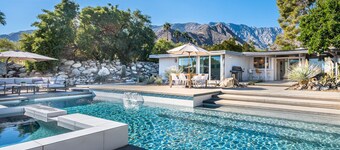 Vista Olivera - hillside home in Palm Springs