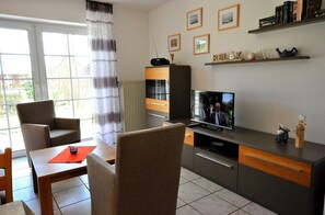 TV - Vacation apartment Mühlenstrich 1a Wg. 5 "Ebbe" - Haus Sielblick (Neuharlingersiel)