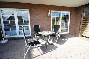 Outdoor dining - Vacation apartment Mühlenstrich 1a Wg. 5 "Ebbe" - Haus Sielblick (Neuharlingersiel)