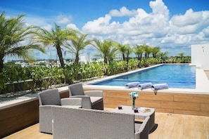 Pool - Stylish Playa del Carmen Apt w/ Rooftop Pool (Playa del Carmen)